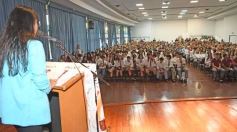 Foto de la galería: A la felicidad de los egresados de 5to de la Madre, el gran encuentro y emoción que se vivió en su despedida