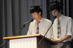 Foto de la galería: A la felicidad de los egresados de 5to de la Madre, el gran encuentro y emoción que se vivió en su despedida