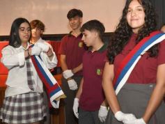 Foto de la galería: A la felicidad de los egresados de 5to de la Madre, el gran encuentro y emoción que se vivió en su despedida