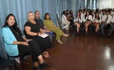 Foto de la galería: A la felicidad de los egresados de 5to de la Madre, el gran encuentro y emoción que se vivió en su despedida