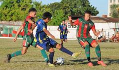 Foto de la galería: Torneo Clausura: lo que dejó la primera final que animaron Brown y Mitre en Villa Urquiza