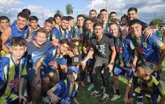 Foto de la galería: Torneo Clausura: el Auriazul volvió a gritar campeón y cerró un año de títulos