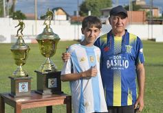 Foto de la galería: Torneo Clausura: el Auriazul volvió a gritar campeón y cerró un año de títulos