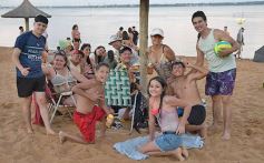 Foto de la galería: De la Navidad posadeña, todo el disfrute y diversión que quedó de la tarde de playa en Costa Sur