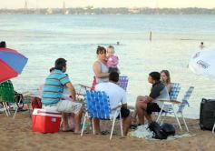 Foto de la galería: De la Navidad posadeña, todo el disfrute y diversión que quedó de la tarde de playa en Costa Sur