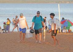 Foto de la galería: De la Navidad posadeña, todo el disfrute y diversión que quedó de la tarde de playa en Costa Sur