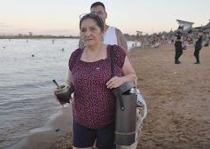 Foto de la galería: De la Navidad posadeña, todo el disfrute y diversión que quedó de la tarde de playa en Costa Sur