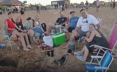 Foto de la galería: De la Navidad posadeña, todo el disfrute y diversión que quedó de la tarde de playa en Costa Sur