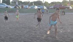 Foto de la galería: De la Navidad posadeña, todo el disfrute y diversión que quedó de la tarde de playa en Costa Sur