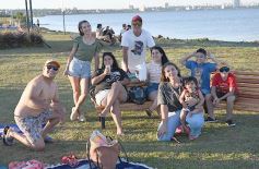 Foto de la galería: De la Navidad posadeña, todo el disfrute y diversión que quedó de la tarde de playa en Costa Sur