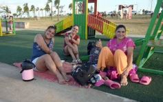 Foto de la galería: El 1er dia del año siguió la celebración en modo playa, sol y rio en Costa Sur