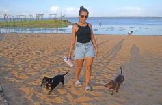 Foto de la galería: El 1er dia del año siguió la celebración en modo playa, sol y rio en Costa Sur