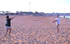 Foto de la galería: El 1er dia del año siguió la celebración en modo playa, sol y rio en Costa Sur