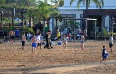 Foto de la galería: El 1er dia del año siguió la celebración en modo playa, sol y rio en Costa Sur