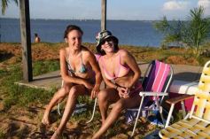 Foto de la galería: El 1er dia del año siguió la celebración en modo playa, sol y rio en Costa Sur