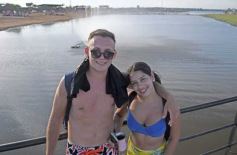 Foto de la galería: El 1er dia del año siguió la celebración en modo playa, sol y rio en Costa Sur