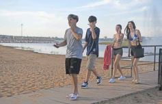 Foto de la galería: El 1er dia del año siguió la celebración en modo playa, sol y rio en Costa Sur