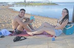 Foto de la galería: El 1er dia del año siguió la celebración en modo playa, sol y rio en Costa Sur