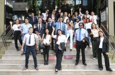 Foto de la galería: Anticipo de la fiesta de los 20 años: alegria y emoción en la distinción a productores de América Servicios en Posadas