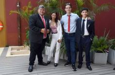 Foto de la galería: Anticipo de la fiesta de los 20 años: alegria y emoción en la distinción a productores de América Servicios en Posadas