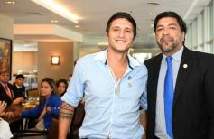 Foto de la galería: Anticipo de la fiesta de los 20 años: alegria y emoción en la distinción a productores de América Servicios en Posadas