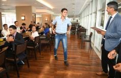 Foto de la galería: Anticipo de la fiesta de los 20 años: alegria y emoción en la distinción a productores de América Servicios en Posadas