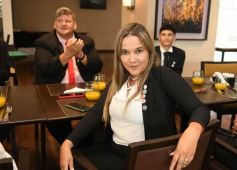 Foto de la galería: Anticipo de la fiesta de los 20 años: alegria y emoción en la distinción a productores de América Servicios en Posadas