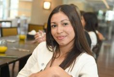 Foto de la galería: Anticipo de la fiesta de los 20 años: alegria y emoción en la distinción a productores de América Servicios en Posadas