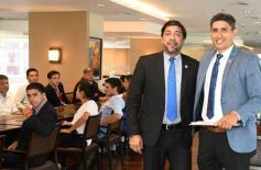 Foto de la galería: Anticipo de la fiesta de los 20 años: alegria y emoción en la distinción a productores de América Servicios en Posadas