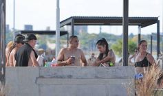 Foto de la galería: Disfrutando el calor en la ciudad: domingo relajado y para el agua en Costa Sur y El Brete