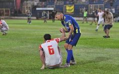 Foto de la galería:  Bartolomé Mitre ya está con un pie adentro y define la final en Rocamora ante su público