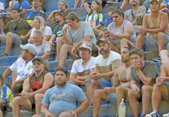 Foto de la galería:  Bartolomé Mitre ya está con un pie adentro y define la final en Rocamora ante su público