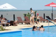 Sixto Fotografías. Sociedad. Varios - En Costa Sur: el Camping Municipal también se sumó a la diversión de enero en el verano posadeño