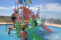 Foto de la galería: En Costa Sur: el Camping Municipal también se sumó a la diversión de enero en el verano posadeño