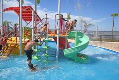 Foto de la galería: En Costa Sur: el Camping Municipal también se sumó a la diversión de enero en el verano posadeño