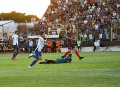 Foto de la galería: Bartolomé Mitre va por la hazaña en Santiago del Estero y el sueño de un nuevo ascenso para el fútbol Misionero