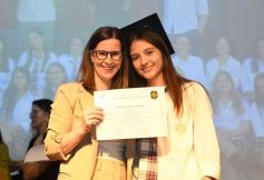 Foto de la galería: Segunda parte del encuentro y alegría que puso broche a la colación de los de 5to de la Madre de la Misericordia