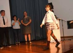 Foto de la galería: Segunda parte del encuentro y alegría que puso broche a la colación de los de 5to de la Madre de la Misericordia