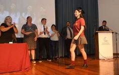 Foto de la galería: Segunda parte del encuentro y alegría que puso broche a la colación de los de 5to de la Madre de la Misericordia