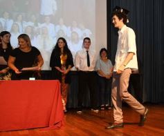 Foto de la galería: Segunda parte del encuentro y alegría que puso broche a la colación de los de 5to de la Madre de la Misericordia