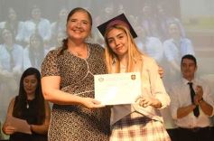 Foto de la galería: Segunda parte del encuentro y alegría que puso broche a la colación de los de 5to de la Madre de la Misericordia