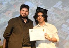 Foto de la galería: Segunda parte del encuentro y alegría que puso broche a la colación de los de 5to de la Madre de la Misericordia