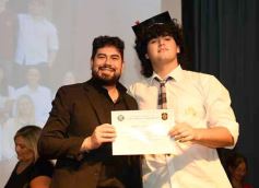 Foto de la galería: Segunda parte del encuentro y alegría que puso broche a la colación de los de 5to de la Madre de la Misericordia