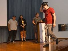 Foto de la galería: Segunda parte del encuentro y alegría que puso broche a la colación de los de 5to de la Madre de la Misericordia