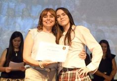 Foto de la galería: Segunda parte del encuentro y alegría que puso broche a la colación de los de 5to de la Madre de la Misericordia