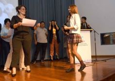 Foto de la galería: Segunda parte del encuentro y alegría que puso broche a la colación de los de 5to de la Madre de la Misericordia