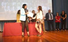 Foto de la galería: Segunda parte del encuentro y alegría que puso broche a la colación de los de 5to de la Madre de la Misericordia