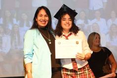 Foto de la galería: Segunda parte del encuentro y alegría que puso broche a la colación de los de 5to de la Madre de la Misericordia