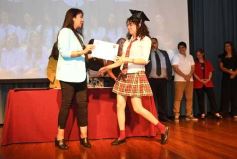 Foto de la galería: Segunda parte del encuentro y alegría que puso broche a la colación de los de 5to de la Madre de la Misericordia