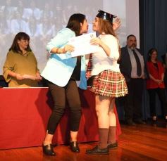 Foto de la galería: Segunda parte del encuentro y alegría que puso broche a la colación de los de 5to de la Madre de la Misericordia